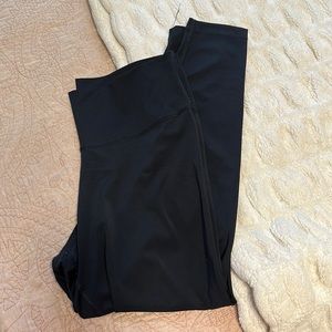 Nike dri fit black out leggings